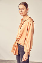 Load image into Gallery viewer, Front Tie Shirt
